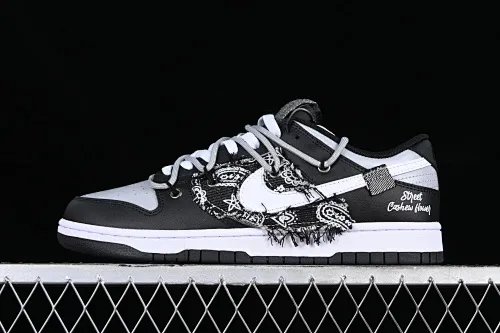 All categories Nk SB Dunk series Nk SB Dunk Low Low-top sneakers Nk Dunk Low Cashew flower graffiti Stitched denim asymmetric deconstruction SB strap low-top casual sneakers DV0831-002